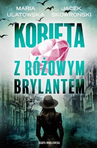 Kobieta z różowym brylantem