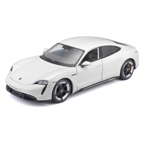 Porsche Taycan Turbo S White 1:24 BBURAGO, BBurago