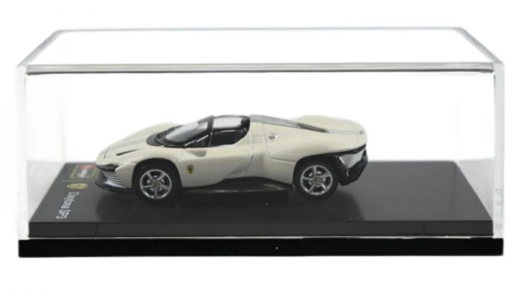 Ferrari Daytona SP3 1:64 white, BBurago